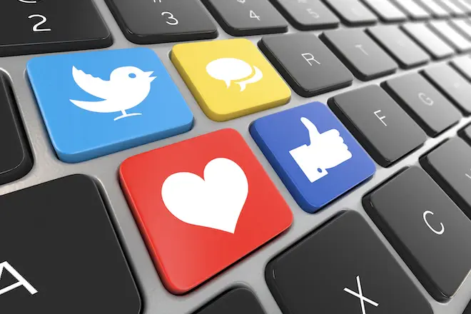 Social icons on a computer